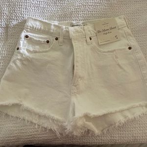Abercrombie Curve Love White denim shorts “The Mom Short” High Rise